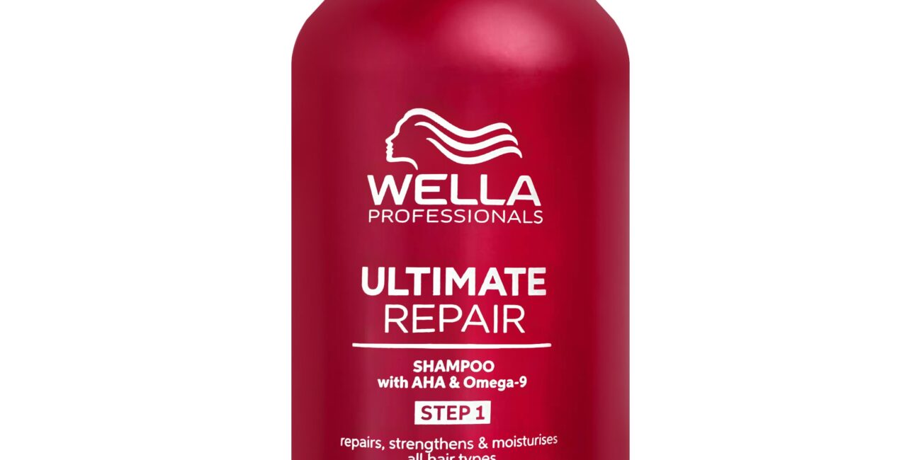 Wella Ultimate Repair Shampoo - regenerujący szampon do włosów, 250ml