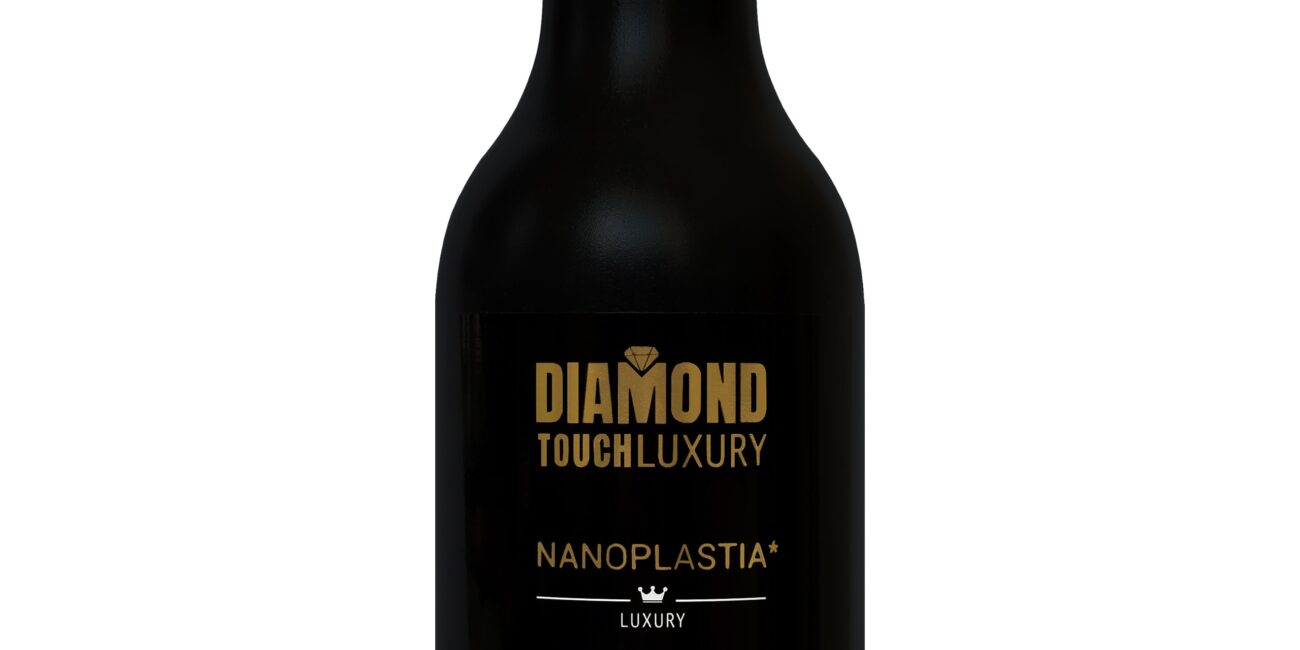Diamond Touch Luxury Nanoplastia Shampoo - szampon do włosów z keratyną, 300ml