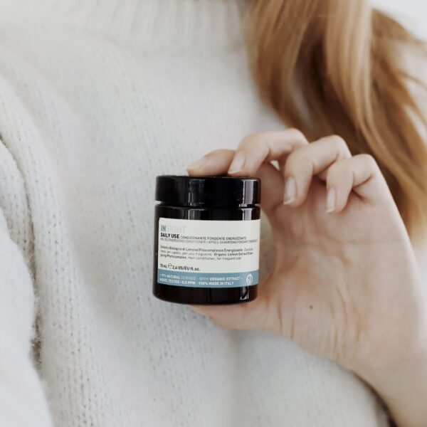 Skoncentrowana odżywka o stałej konsystencji do codziennej pielęgnacji włosów INSIGHT Daily Use 70ml