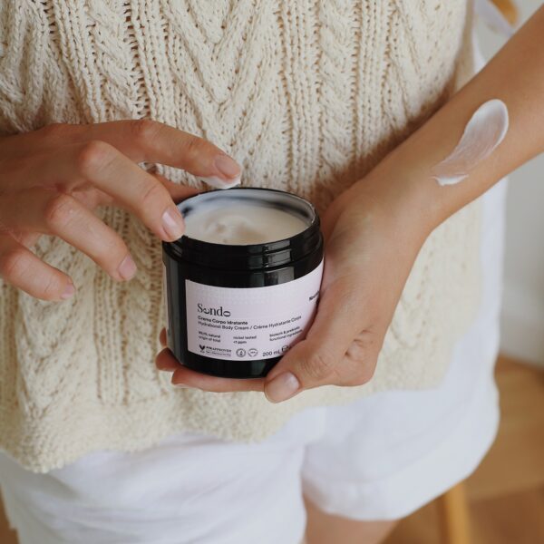 Hydraboost Body Cream - Nawilżający krem do ciała Sendo 200 ml