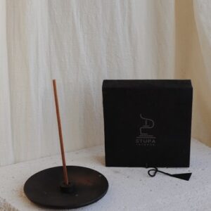 Podstawka pod kadzidła z czarnej terakoty z otworem na kadzidło Stupa Incense