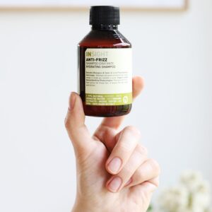 Szampon zapobiegający puszeniu się włosów Anti-frizz 100ml INSIGHT
