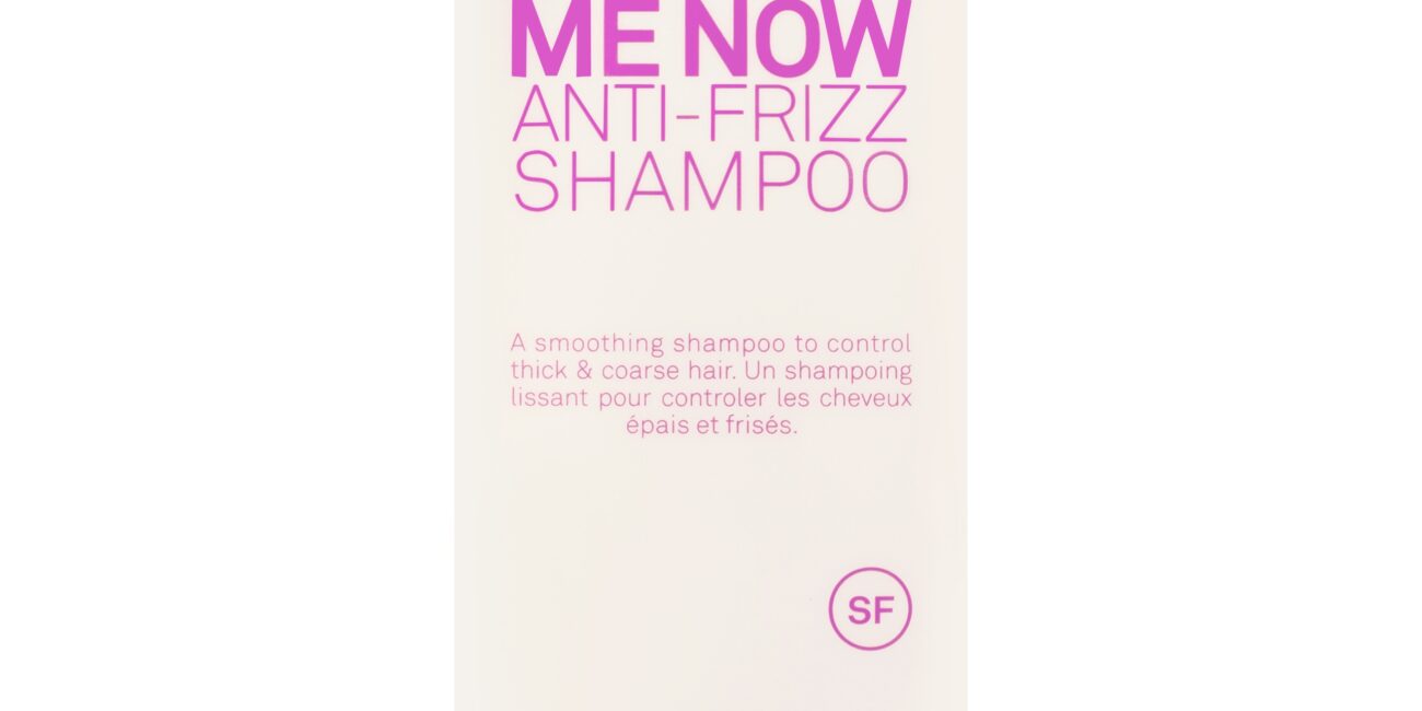 Eleven Australia Smooth Me Now Anti-Friz - Szampon wygładzający do włosów puszących, 300ml