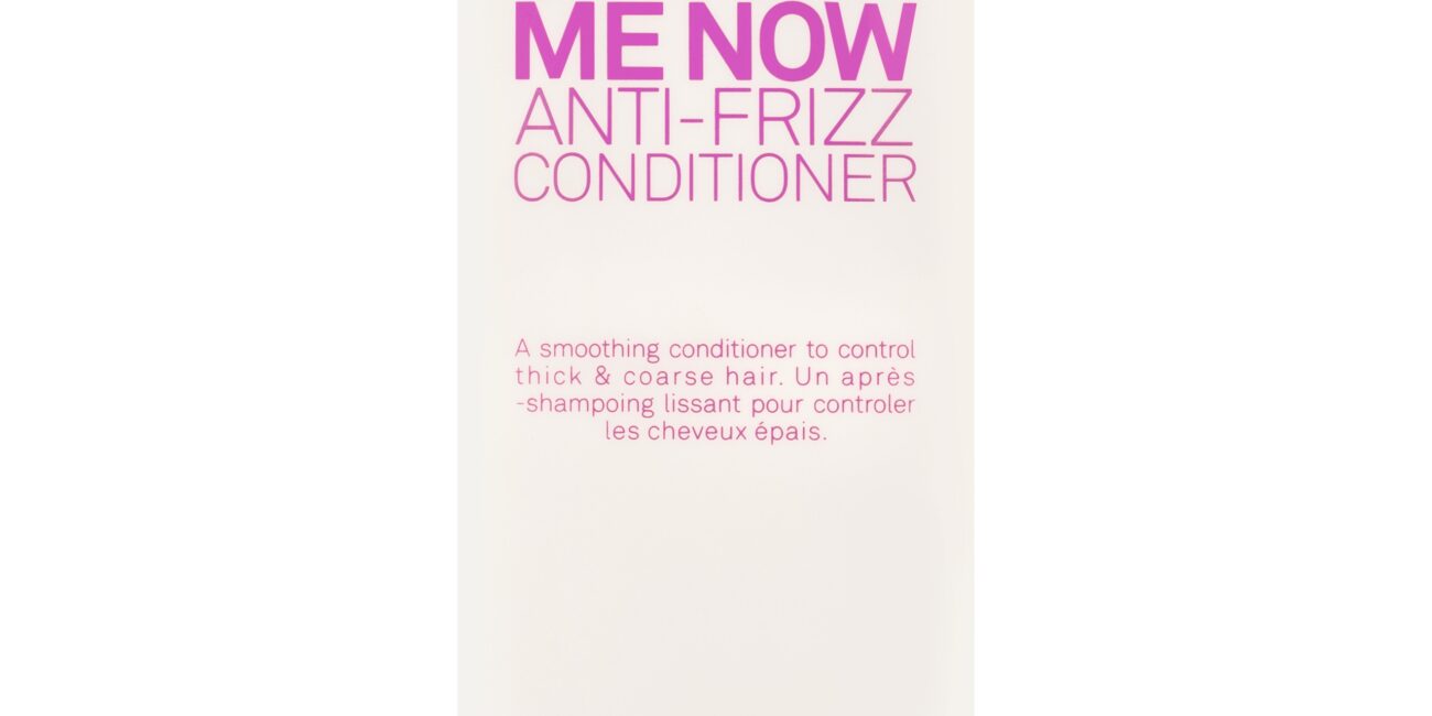 Eleven Australia Smooth Me Now Anti-Frizz Conditioner - wygładzająca odżywka do włosów, 300ml