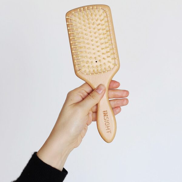 Szczotka pneumatyczna z drewnianymi szpilkami duża INSIGHT