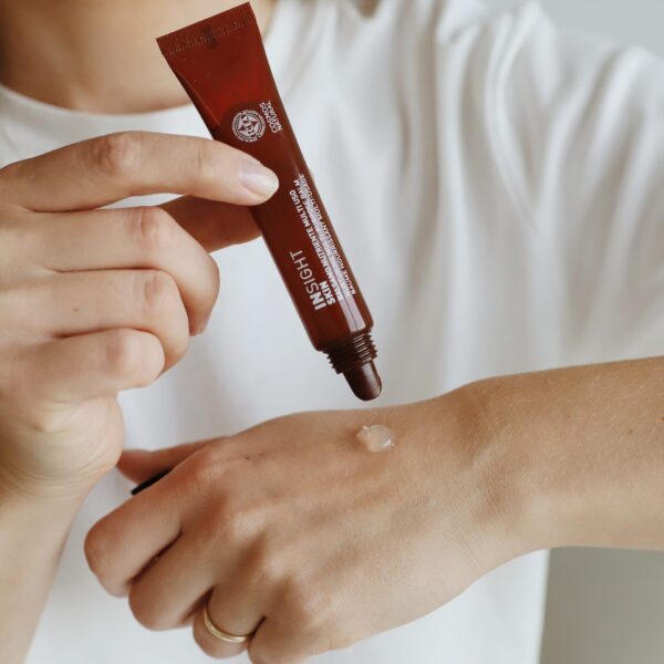 Odżywczy, multifunkcyjny balsam do ust i suchej skóry, INSIGHT Skin 19ml