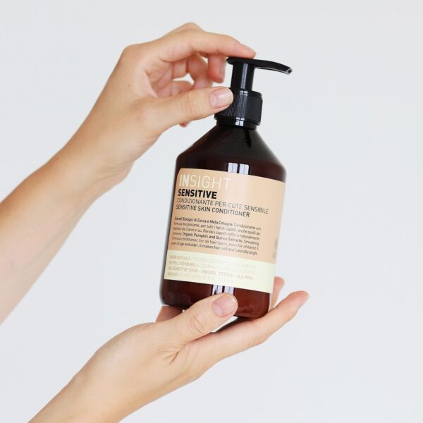 Odżywka do wrażliwej skóry głowy Sensitive 400ml INSIGHT