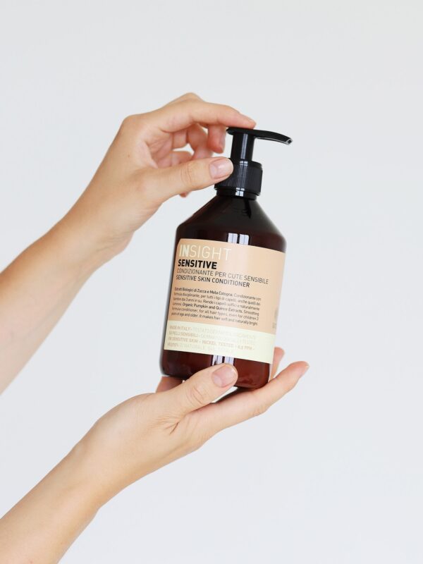 Odżywka do wrażliwej skóry głowy Sensitive 400ml INSIGHT