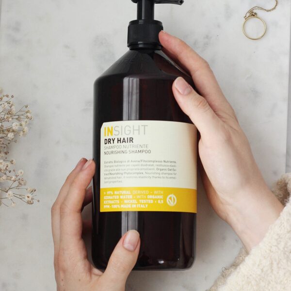 Szampon do włosów suchych Dry Hair 900ml INSIGHT