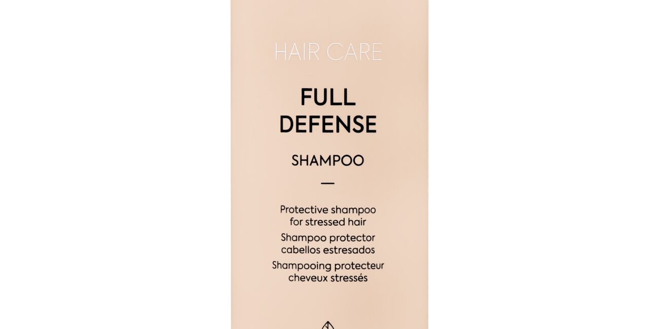 Lakme Teknia Full Defense Shampoo - regenerujący szampon ochronny do włosów, 1000ml