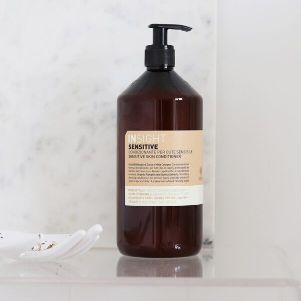 Odżywka do wrażliwej skóry głowy Sensitive 900ml INSIGHT