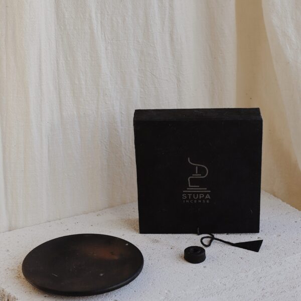 Podstawka do kadzideł z czarnej terakoty Stupa Incense