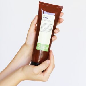 Żel do włosów o mocnym utrwaleniu Styling 250ml INSIGHT