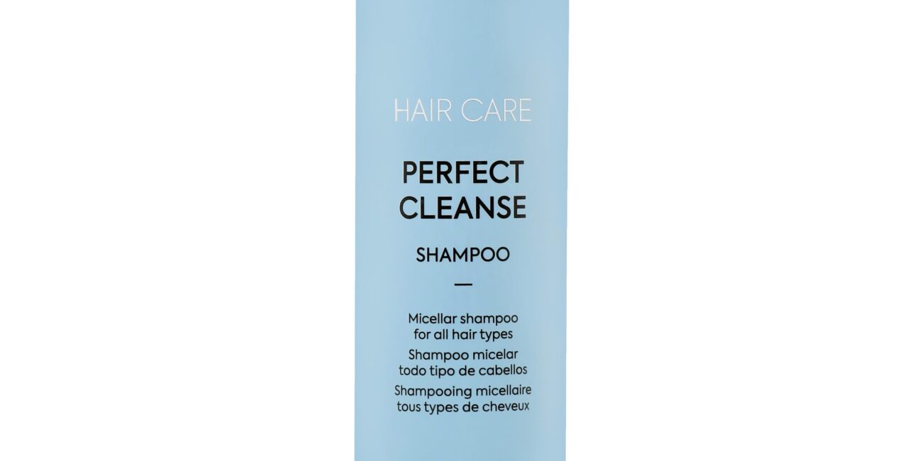 Lakme Teknia Perfect Cleanse Shampoo - oczyszczający szampon do włosów, 300ml