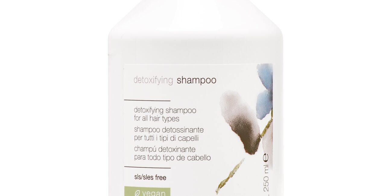 Simply Zen Detoxifying Shampoo - szampon oczyszczający skórę głowy, 250ml