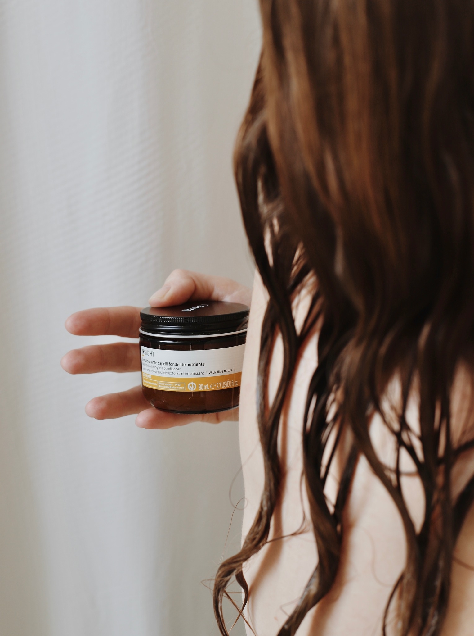 INSIGHT DRY HAIR Skoncentrowana odżywka o stałej konsystencji do codziennej pielęgnacji włosów 80ml