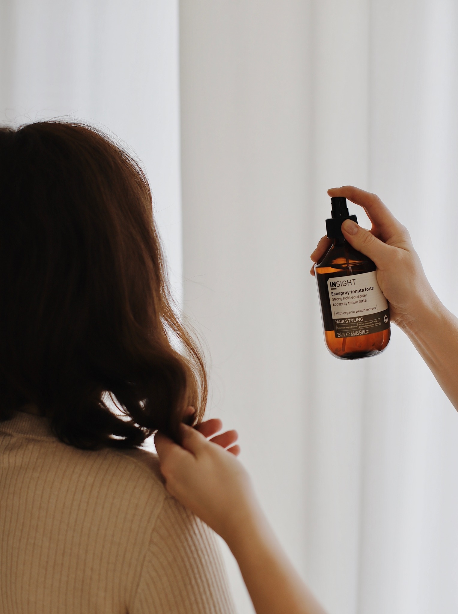 INSIGHT STYLING STRONG HOLD ECOSPRAY - Lakier bez gazu o mocnym utrwaleniu 250ml
