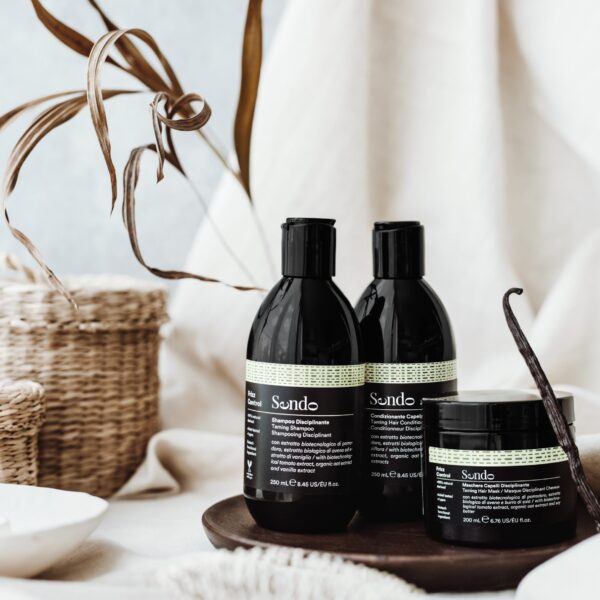 Zestaw do pielęgnacji puszących się włosów Frizz Control SENDO