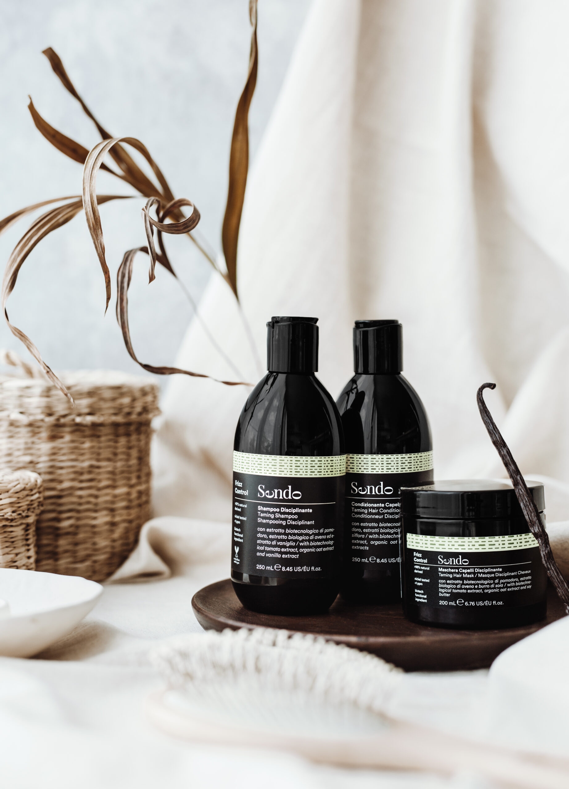 Zestaw do pielęgnacji puszących się włosów Frizz Control SENDO