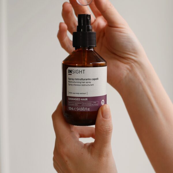 INSIGHT DAMAGED HAIR SPRAY - Spray odbudowujący włosy 100 ml