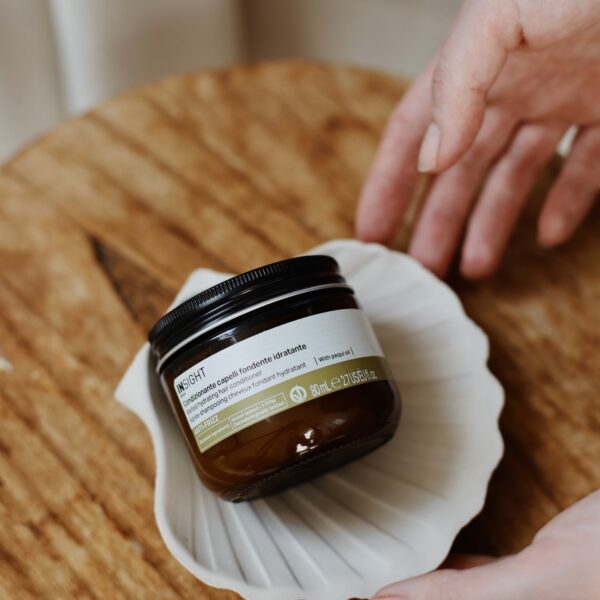 INSIGHT ANTI-FRIZZ Skoncentrowana odżywka o stałej konsystencji do włosów puszących się 80ml