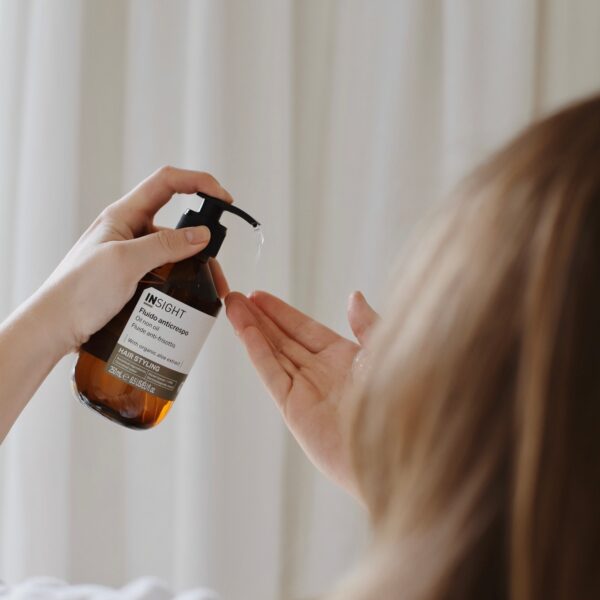 INSIGHT STYLING OIL NON OIL - Płyn do modelowania włosów 250 ml