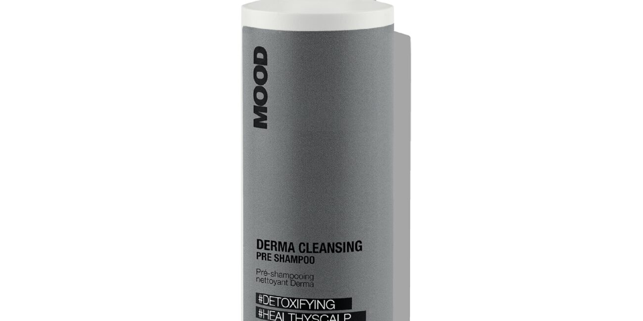Oczyszczający pre-szampon do włosów i skóry głowy MOOD Derma Cleansing 200 ml