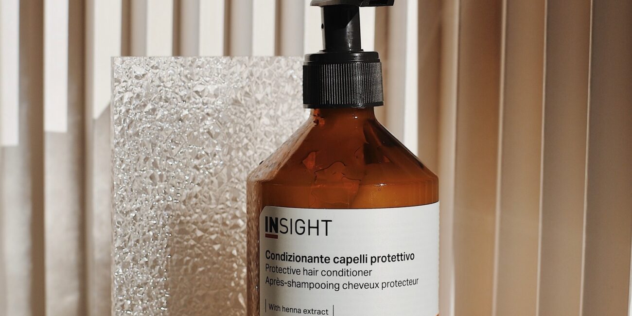 INSIGHT COLORED HAIR CONDITIONER - Odżywka ochronna do włosów farbowanych 350ml