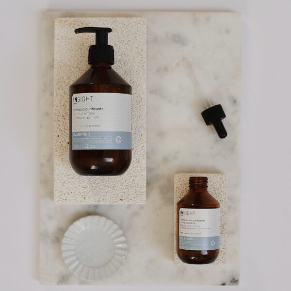 Zestaw kosmetyków do skóry głowy z łupieżem INSIGHT