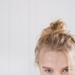 Modne fryzury 2026: Cięcia, które układają się same