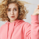 Wypadanie włosów po stresie i chorobie: Co naprawdę działa?