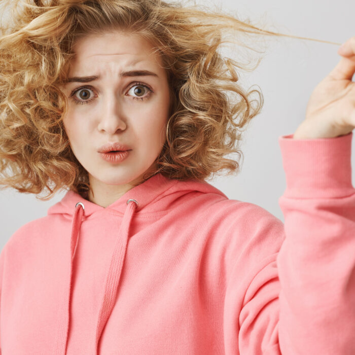 Wypadanie włosów po stresie i chorobie: Co naprawdę działa?