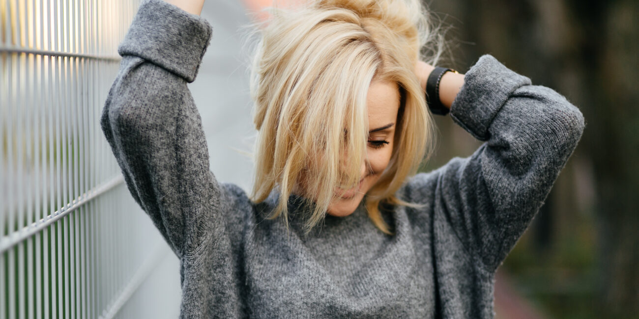 Cięcia „Low-Maintenance”: fryzura, która układa się sama