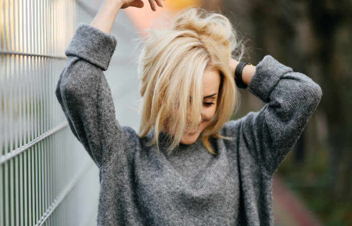 Cięcia „Low-Maintenance”: fryzura, która układa się sama